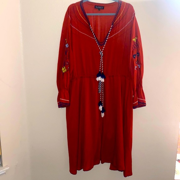 Eloquii Dresses & Skirts - Eloquii plus size 2X long floral embroidered hippie dress.